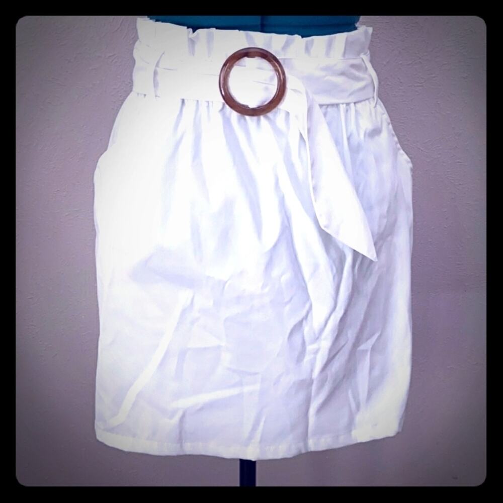 Francesca's Miami Mini skirt with pockets!!! Small